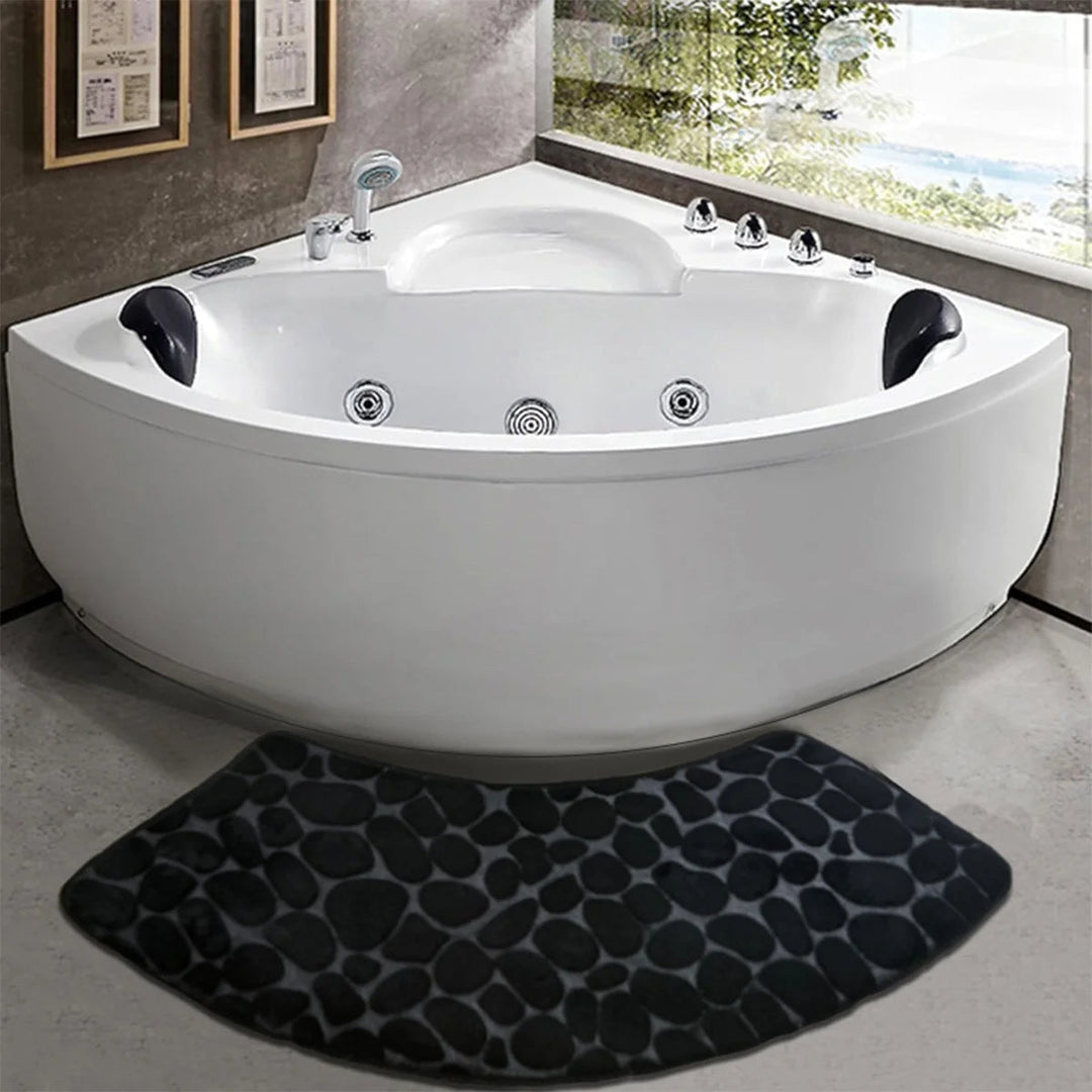 Alera | Non Slip Bath Mat – Curved Design, Polyester Material 3