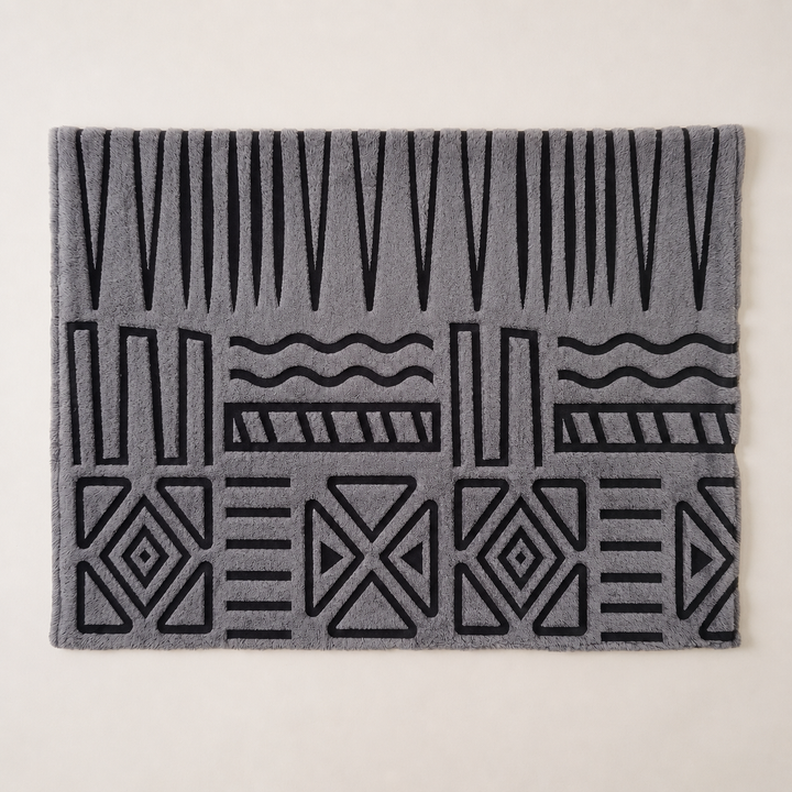 Noma | Fleece Sofa Throw Cover with Oversized Abstract Geometric Pattern