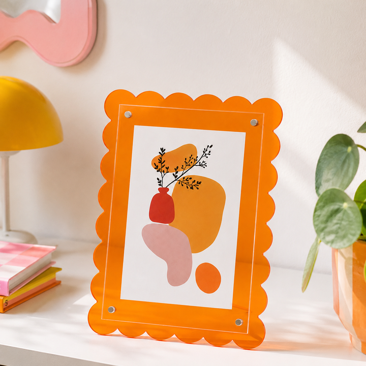 Zinny Scalloped Acrylic Photo Frame | 7-Inch Colorful Desk Display
