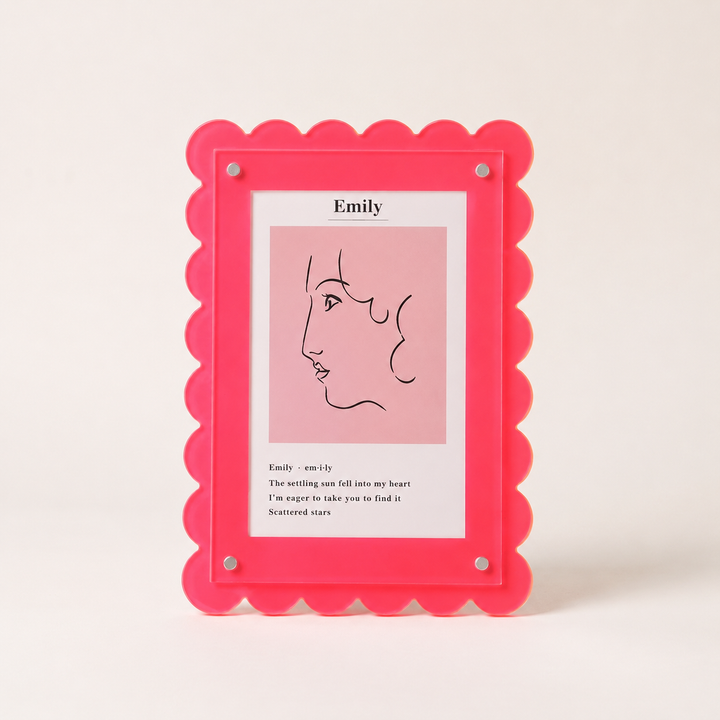 Zinny Scalloped Acrylic Photo Frame | 7-Inch Colorful Desk Display