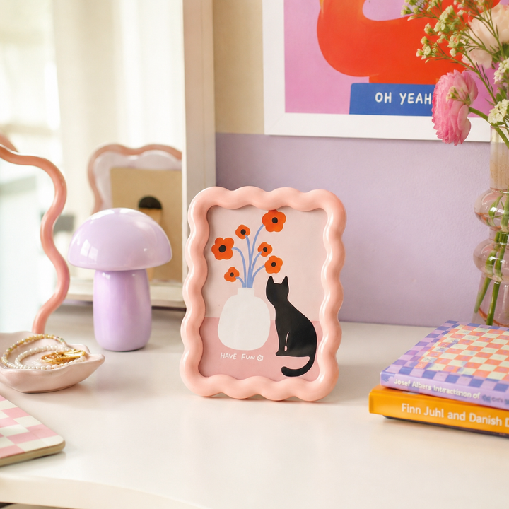 Squiggo Wavy Scalloped Frame | Colorful Squiggle Photo Frame for Desk or Wall