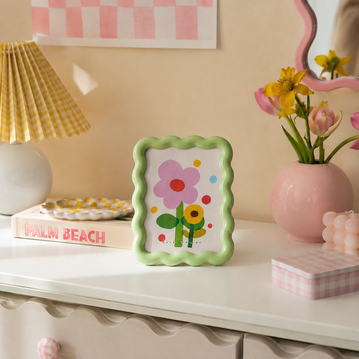 Squiggo Wavy Scalloped Frame | Colorful Squiggle Photo Frame for Desk or Wall
