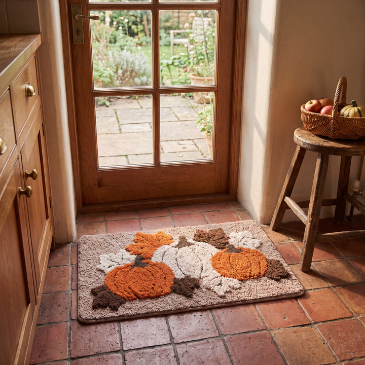 Dale | Fall Harvest Entryway Rug, Pumpkin, Leaves & Gnome Designs