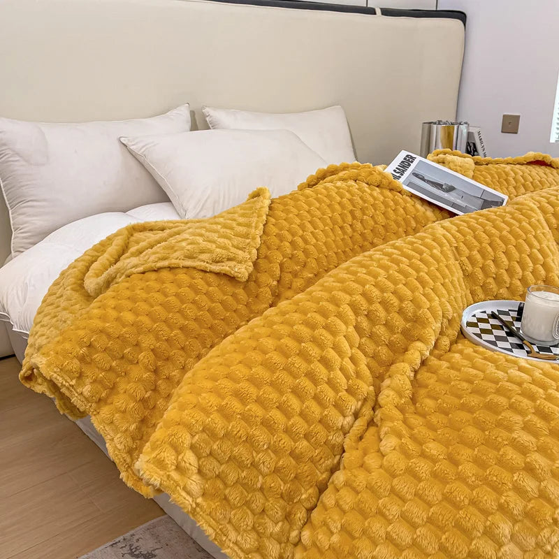 Elara | Checkered Blanket – Soft Velvet Fabric, Cozy Design 3