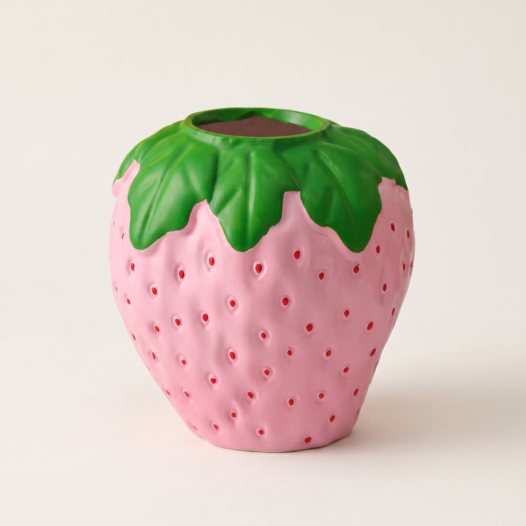 Rubina | Strawberry-Shaped Vase with Textured Seed Detail
