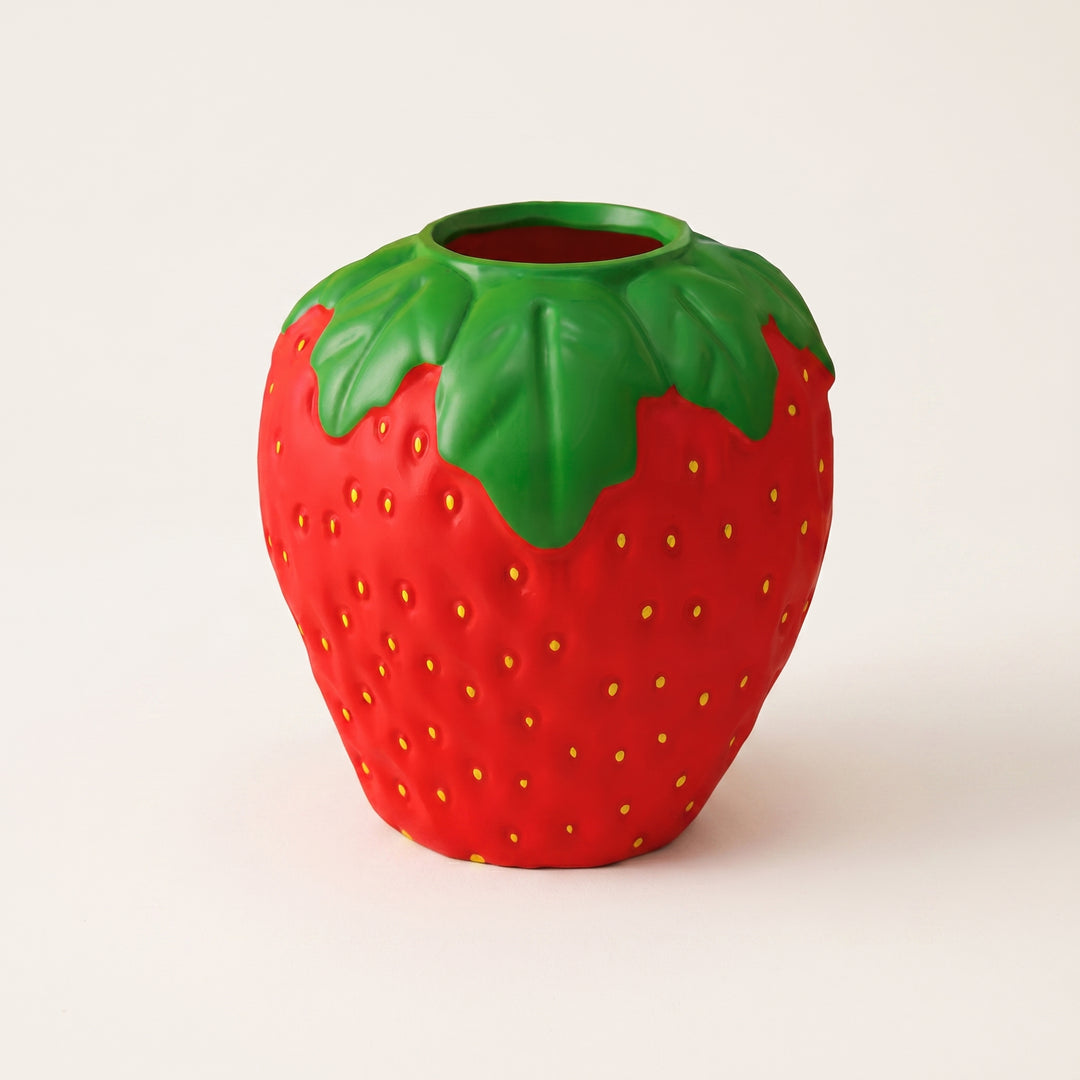 Rubina | Strawberry-Shaped Vase with Textured Seed Detail