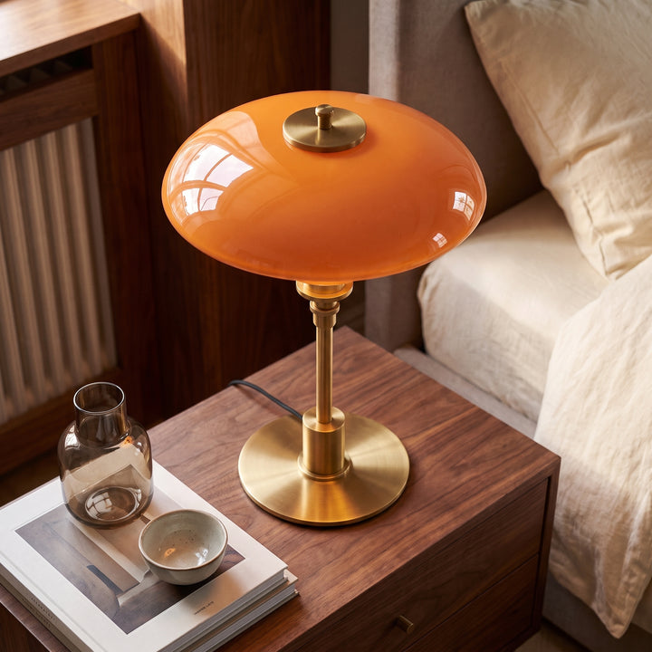 Solhem | Scandinavian Tiered Glass Table Lamp with Brass Stem – Dimmable LED