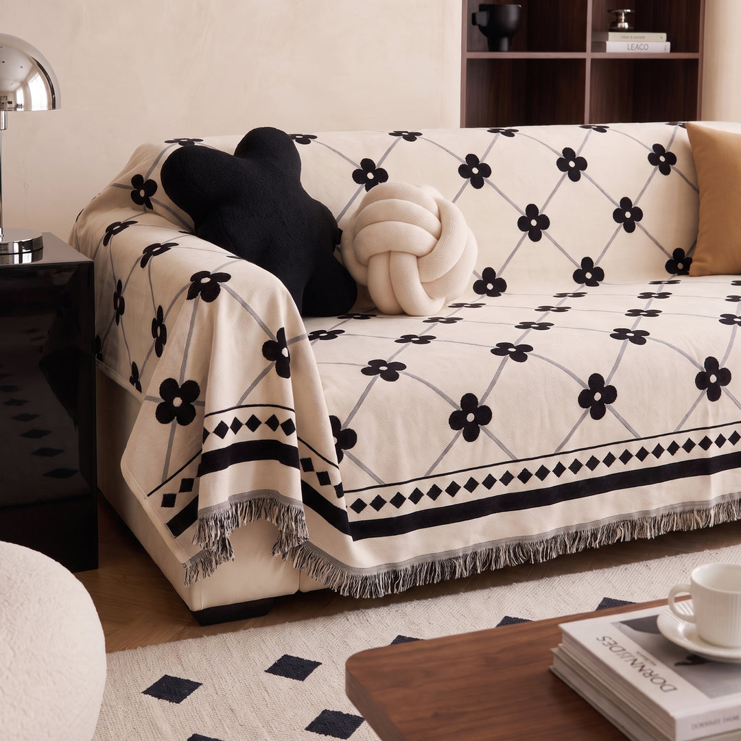Naveo | Fringed Clover Jacquard Chenille Sofa Throw Cover for Couch