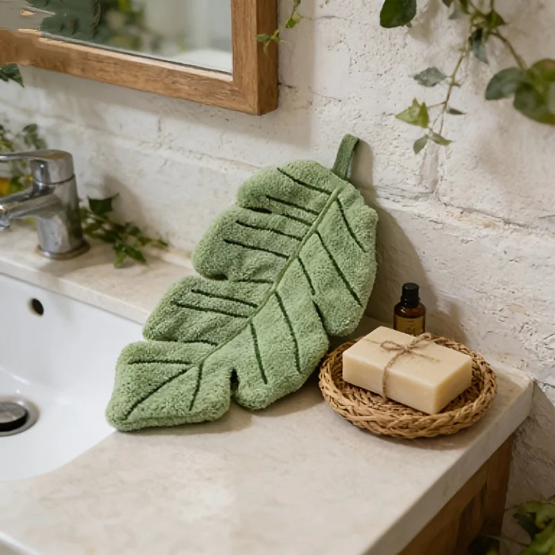 Kairo | Hand Towel – Absorbent Fabric, Green Banana Leaf Print 1