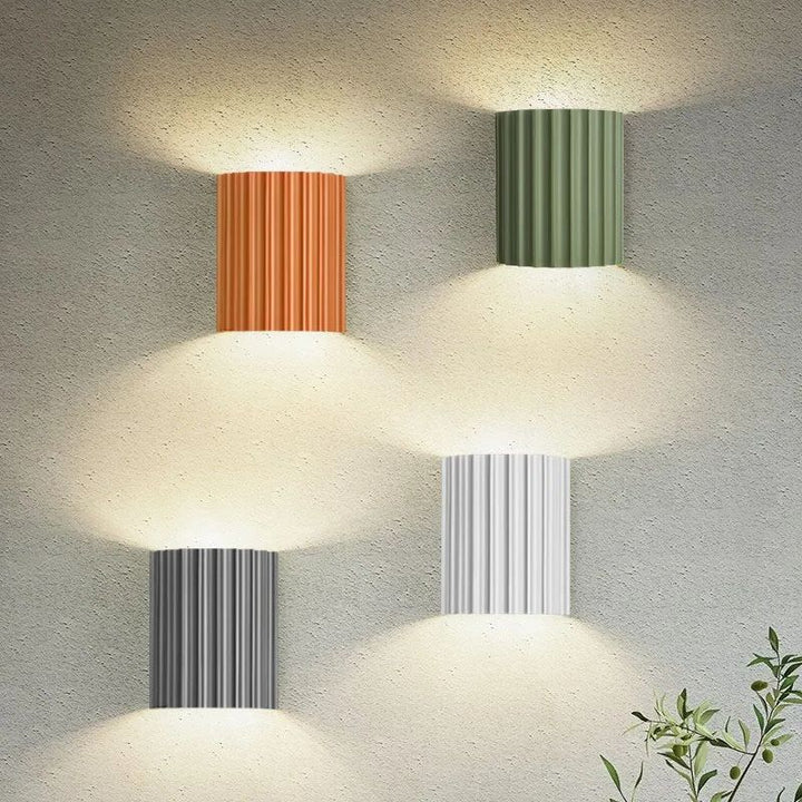 Lunara | Wall Sconce – 3-Color Adjustable, Smooth Resin 2