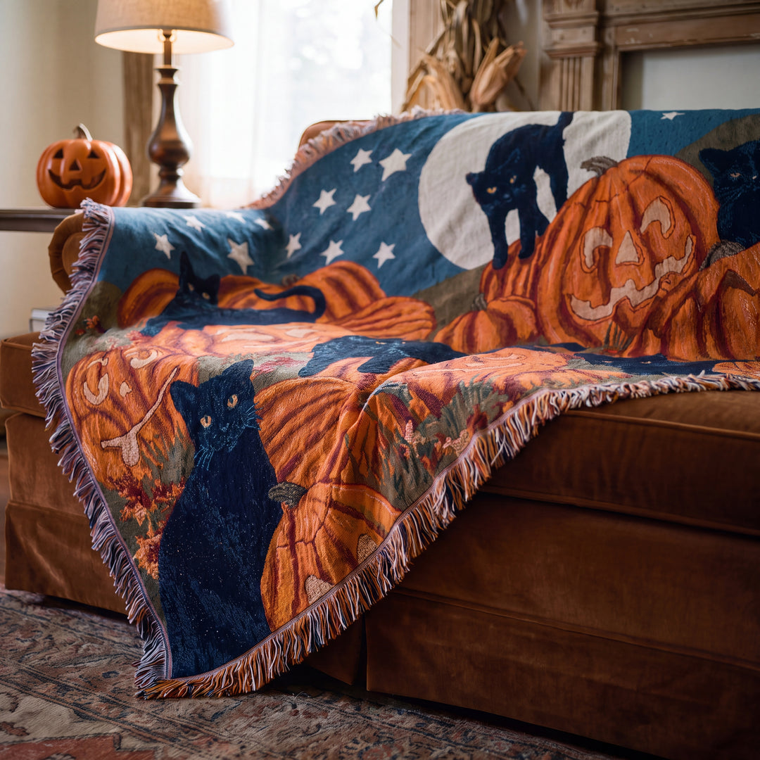 Merlin | Halloween Woven Throw Blanket Black Cat Jacquard Tassel Blanket