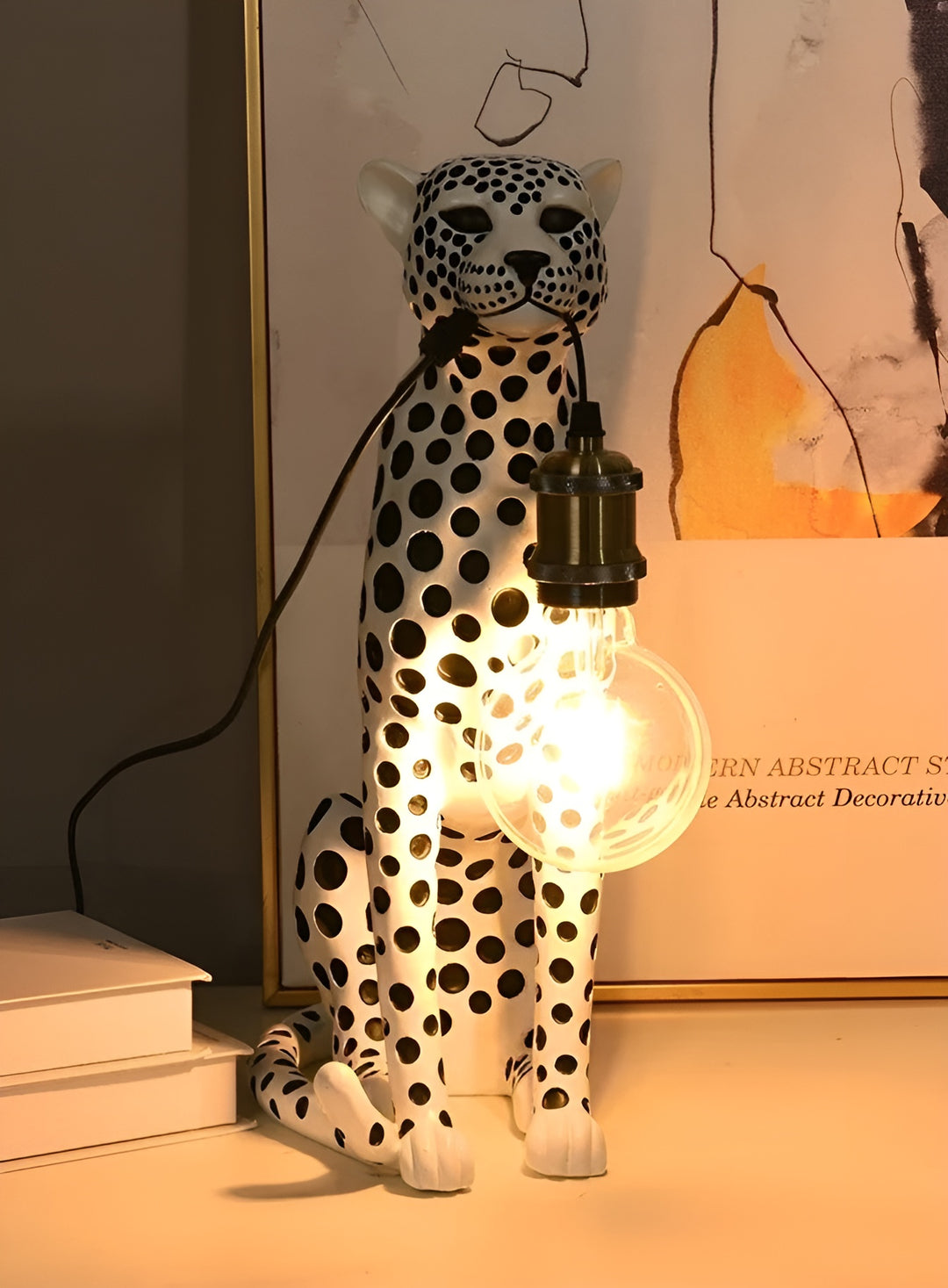 Leopard Resin Table Lamp | Art Deco Style Lamp