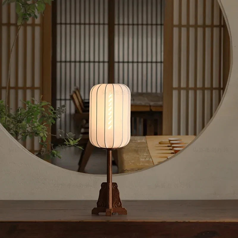 Solin Fabric Floor Lamp – Wooden Base with Soft Ambient Light