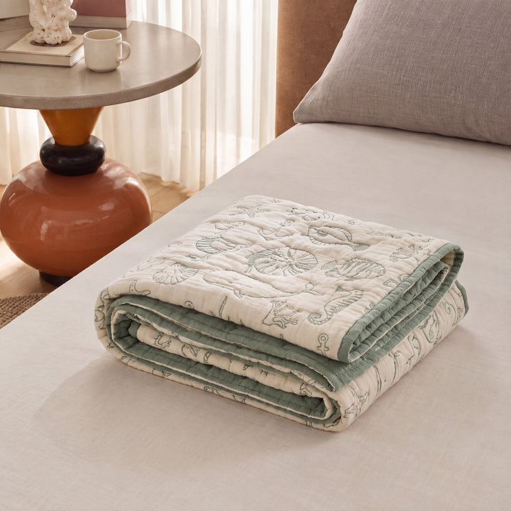Posie | Gauze Summer Quilt, Lightweight Throw Blanket