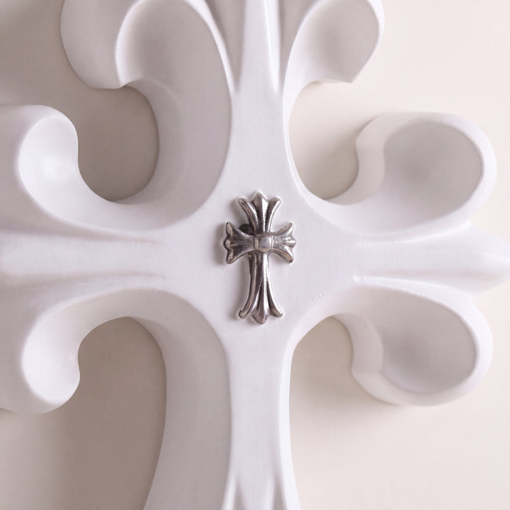 Vesper | Decorative Gothic Cross Wall Hanging with Sculptural Resin Relief Design