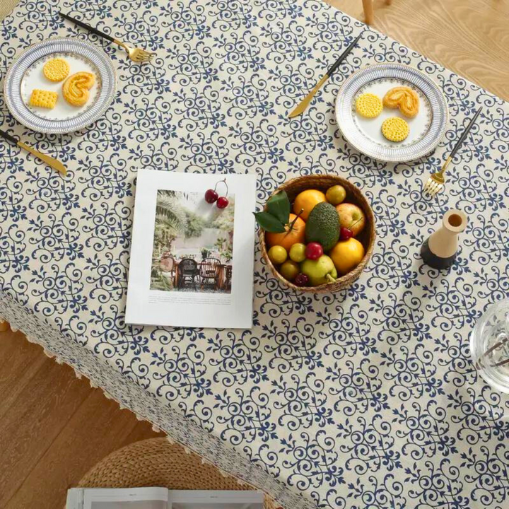 Vireo | Tablecloth – Stain-Resistant Fabric, Retro Design 1